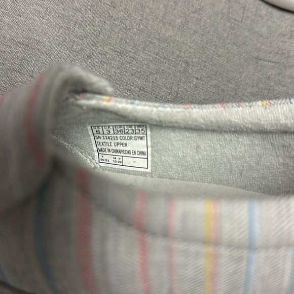 Skecher’s Bobs Slip On Canvas Shoes - Picture 5 of 5